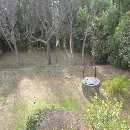 House 2 Chambres Entouree De Verdure בית נופש *